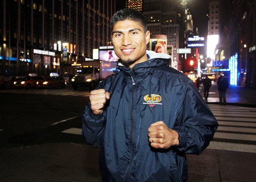 Jan. 20, 2014, New York,NY   --- "GARCIA HITS NY" ---  Undefeated WBO Jr. Lightweight champion and 2013 Fighter of the Year nominee Mikey Garcia arrives in New York City for his first defense of his new world title against  two-time world title challenger and current No. 1 contender Juan Carlos Burgos of Tijuana,Mexico.  Garcia vs  Burgos will take place on Saturday, January 25 and will be televised live from The Theater at Madison Square Garden in New York, on HBO Boxing After Dark®. The Garcia - Burgos world championship event will be promoted by Top Rank®, in association with Banner Promotions, Thompson Boxing Promotions, Gary Shaw Productions, Warriors Boxing Promotions, Madison Square Garden and Tecate. Remaining tickets, priced at $200, $100, $50 and $25, can be purchased at the Madison Square Garden Box Office, all Ticketmaster outlets, Ticketmaster charge by phone (86 -858-0008), and online at www.ticketmaster.com and www.thegarden.com.     --- Photo Credit : Chris Farina - Top Rank (no other credit allowed) copyright 2014