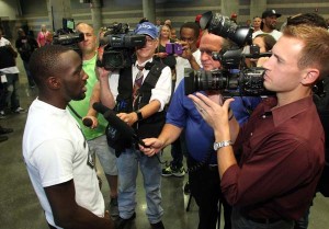 August 24, 2015,  Omaha, Nebraska  --- WBO Jr. Welterweight  champion Terence Crawford(R) (26-0, 18 KOs) attends a  press conference in Omaha, Nebraska Monday to announce his upcoming title defense against world-rated contender Dierry Jean (29-1, 20 KOs), from Montréal, Québec, Canada. Jean lost his passport and was unable to attend.     Promoted by Top Rank®, in association with Tecate, the Crawford vs. Jean championship fight will take place Saturday, October 24, at the CenturyLink Center. The championship event will be televised live on HBO World Championship Boxing®, beginning at 9:30 p.m. ET/PT.   ---   Photo Credit : Chris Farina - Top Rank (no other credit allowed)  copyright 2015