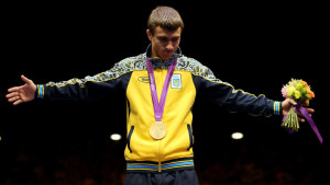 vasyl-lomachenko-gold-medal-london-2012_3406571